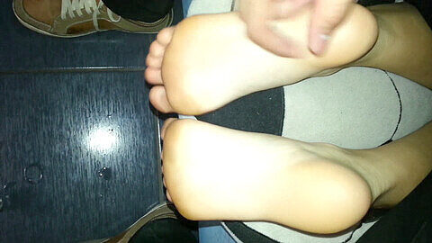 Girlfriend tickling feet, amateur feet tickling, girlfriend feet