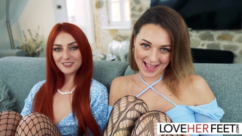 JOI de juego de pies con Isabella DeLaa y Katy Rose